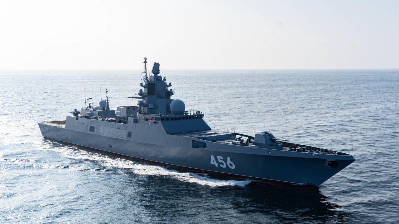 Фрегат Северного флота &quot;Адмирал Головко&quot; миновал Ла-Манш